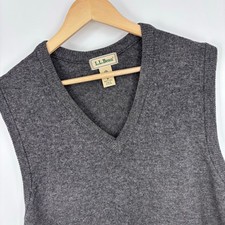 L.L. Bean Vintage Lambswool V-Neck Sweater Vest Mens Medium Gray Scotland Knit