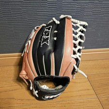 Louisville Slugger Softball Glove All-round New, Used with Wear