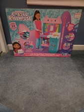 Gabby's Dollhouse Cakey Kitchen Over 3 Ft Tall, 20+ Sounds Phrases Fridge New