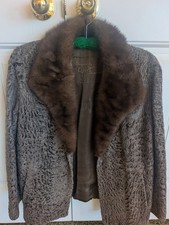 Vintage 1950s/60s Yaslaw Pasadena Persian Lamb with Plush Mink Collar Fur Coat