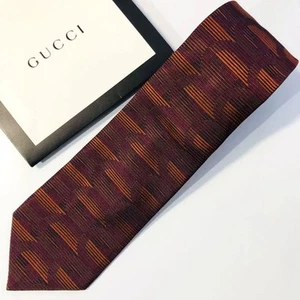 Cravate GUCCI 58,26 pouces rayure marron motif GG soie élégante