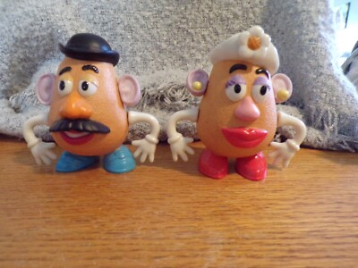 CUTE 1999 TOY STORY 2 MR. & MRS. POTATO HEAD ARTICULATED CERAMIC