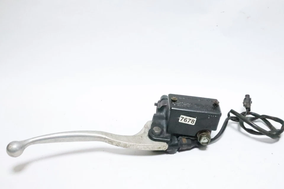 04 05 Yamaha Bruin 250 automático 2x2 OEM cilindro maestro de freno 5KM-2583T-01-00 Foto 3 de 4