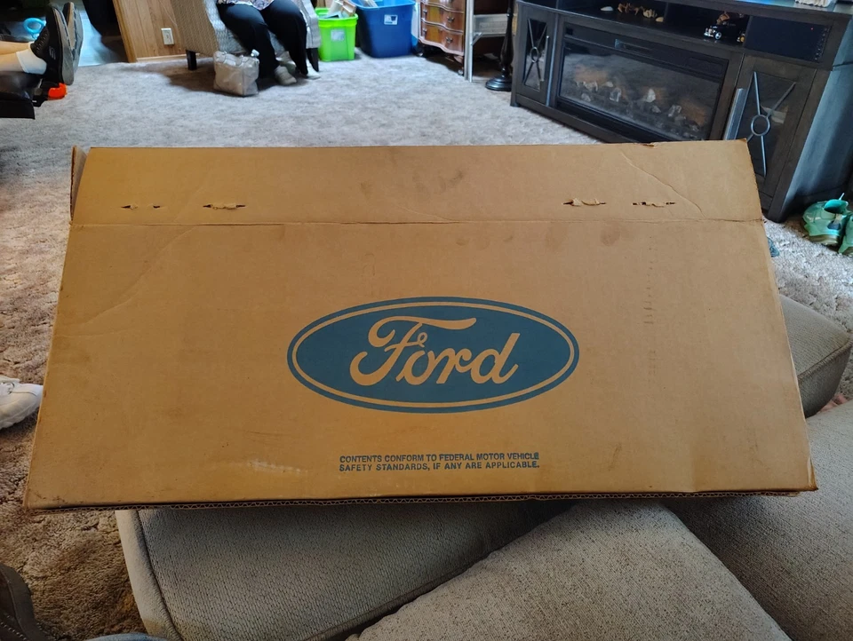 Mercury Grand Marquis Colony 1988-1991 parrilla de parque fabricante original cromo cabezal delantero Foto 3 de 3