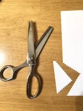 Vintage GINGHER 7.5" Pinking Shears Dressmakers Scissors - G-7P Italy Excellent