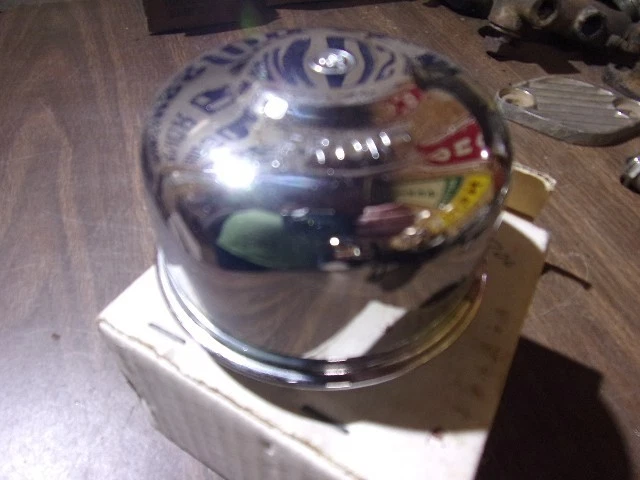 NORS 1957 Ford,Thunderbird Y-Block 312 Oil Filler Breather Cap Chrome - Image 2 of 3