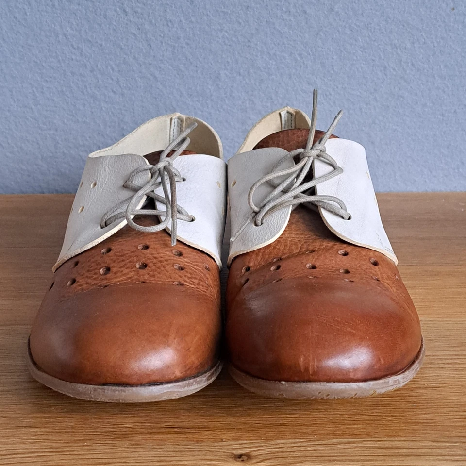 Zapatos Oxford de cuero MOMA recortados minimalistas para mujer EU 38.5 hechos en Italia Foto 2 de 4