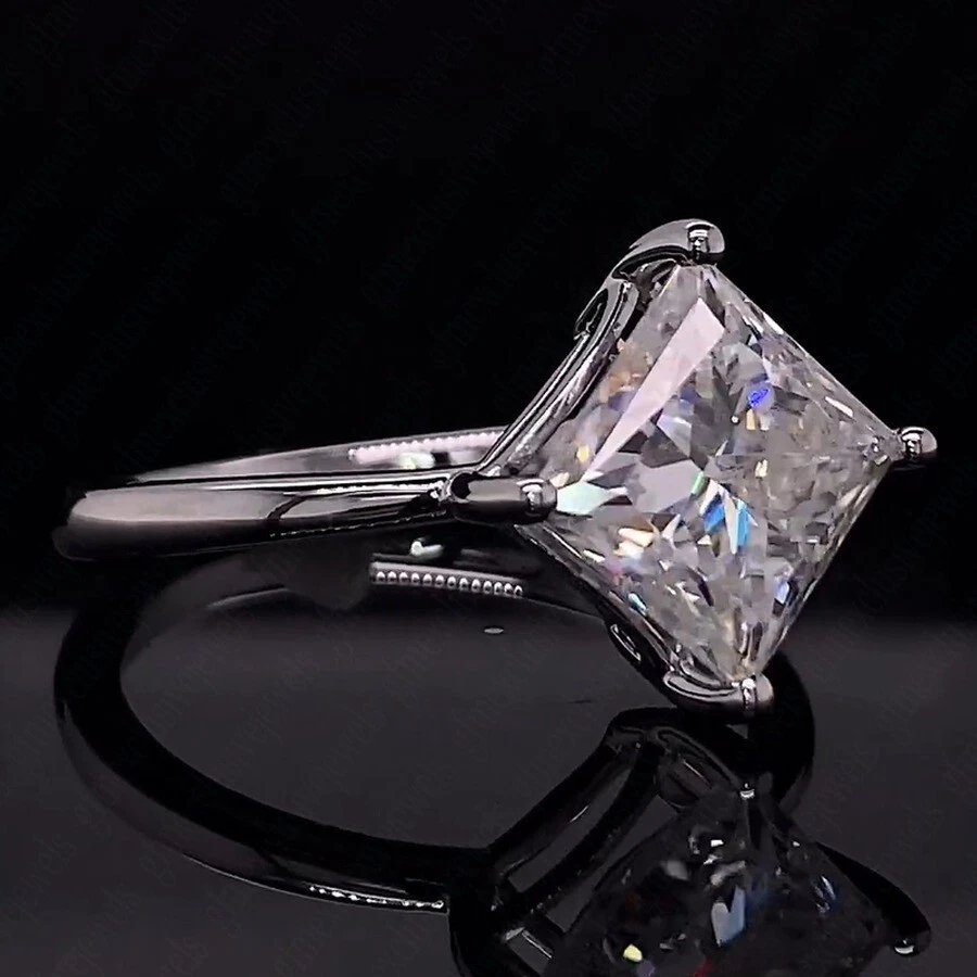 Anillo de compromiso de diamantes cultivados en laboratorio IGI 2,75 quilates princesa E VVS1 platino sólido 950 Foto 4 de 4