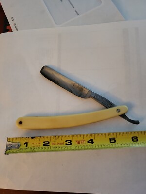 STRAIGHT RAZOR VINTAGE, E. WOLTER NEWARK, GENUINE GERMAN GROUND MADE IN GERMANY