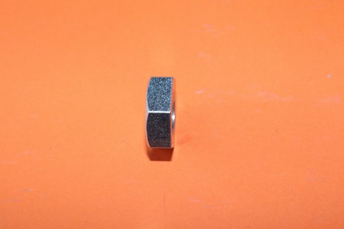 TRIUMPH T100 T120 ENGINE MOUNT-TORQUE ARM NUT 7/16" CEI HALF NUT DS47 UK MADE - 第 1/2 張圖片
