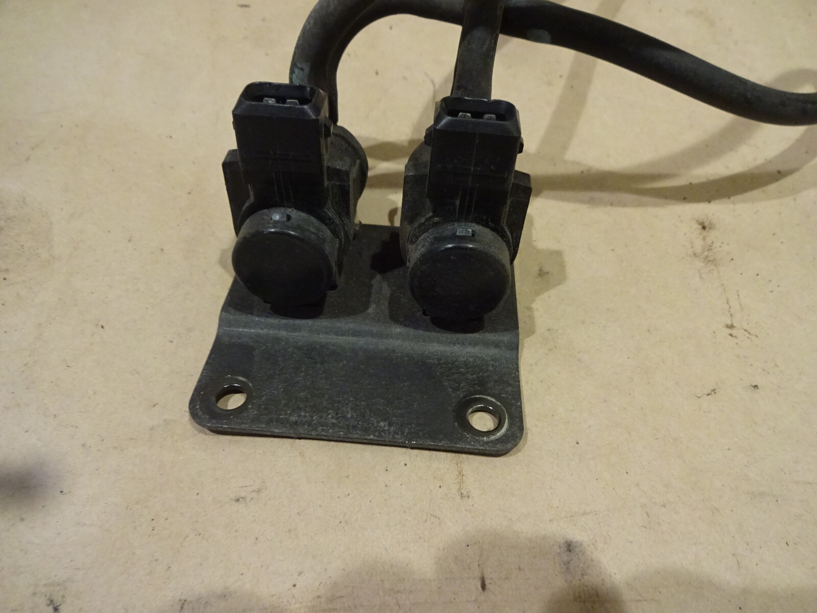 Ferrari 355- Solenoid Valves With Plate & Hoses - P/N 159176