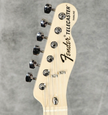 Fender Made in Japan Traditional 70s Telecaster Thinline Natural