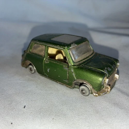 Vintage CORGI TOYS 334 BMC MINI COOPER S  Green Sun Roof Unboxed Diecast