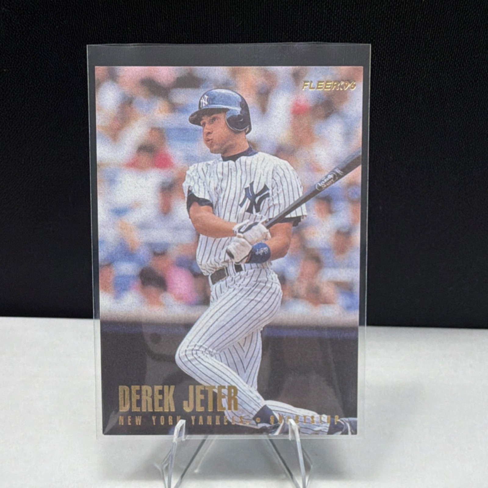 Fleer 1996 Series Derek Jeter #184 New York Yankees Baseball Card