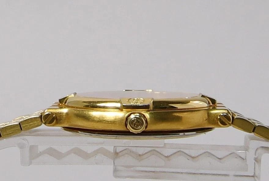 GUCCI Gucci 9200M 33mm Gold Quartz Men's image 4