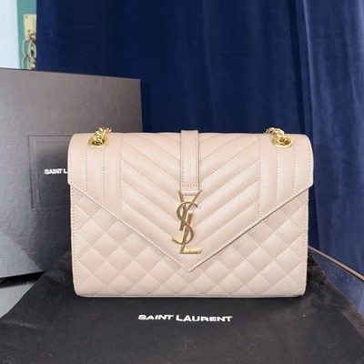 Saint Laurent Envelope Medium YSL Shoulder Bag in Smooth Quilted Leather
