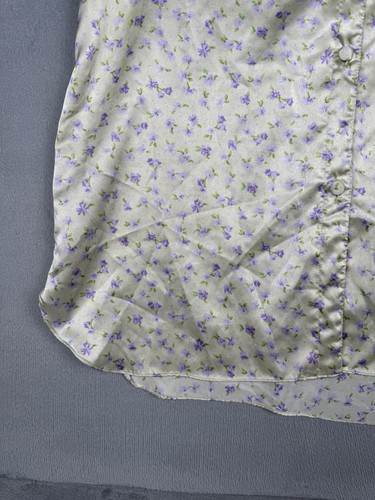 Vanity Fair Button Up Nightgown Yellow Purple Floral Size XL Satin Feel Comfy - Picture 6 of 10