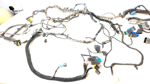Peugeot Boxer Wiring Loom/2018/DW10/Fuse Box/01394726080/Plugs/Relay/01388292080 - Video 1 of 1