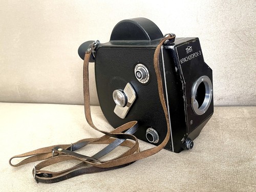 Krasnogorsk-3 16mm Movie Camera M42 Mount Meteor-5-1 17-69 1.9 Lens Motor Works - Picture 5 of 14