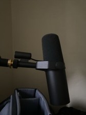 Shure Sm7b Cardioid Dynamic Vocal Microphone With Adjustable Microphone Arm