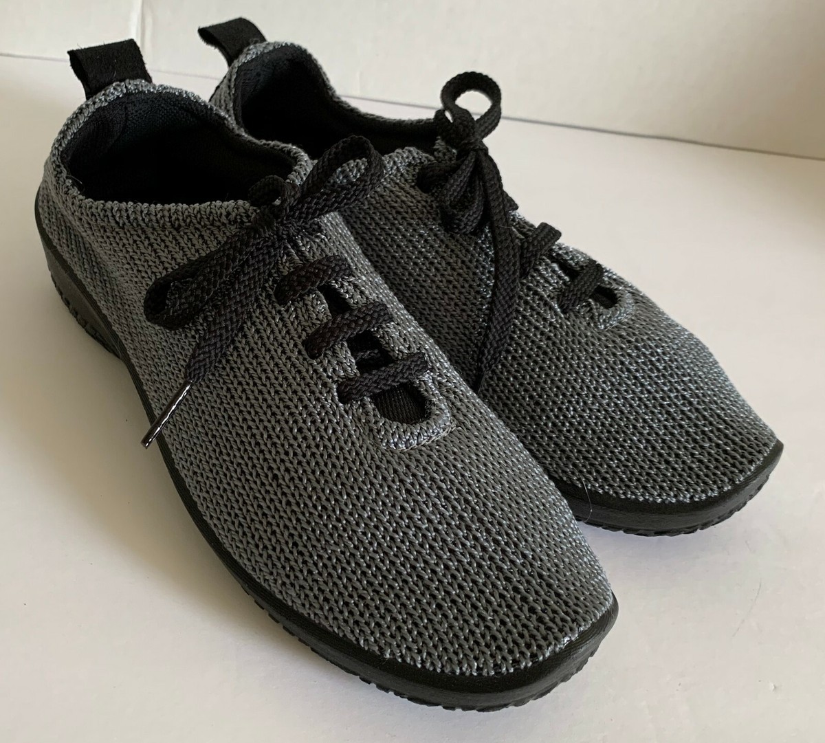 Women's Arcopedico LS Lace Up Gray Shoes 38 $104