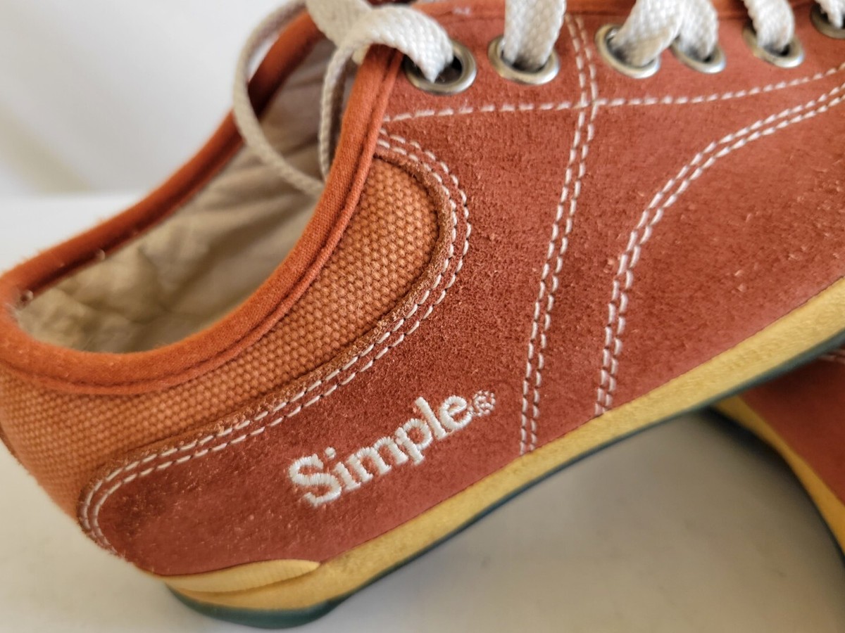 Simple Finish Sneakers Shoes Fits Like a Glove