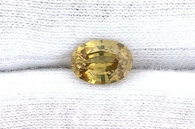 3.07 Carat 9x7 Natural Golden Zircon Oval Gem Stone Gemstone  B17A3