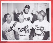 1953   BROOKLYN DODGERS   TYPE 1    GIL HODGES,    ROY CAMPANELLA   CARL FURILLO