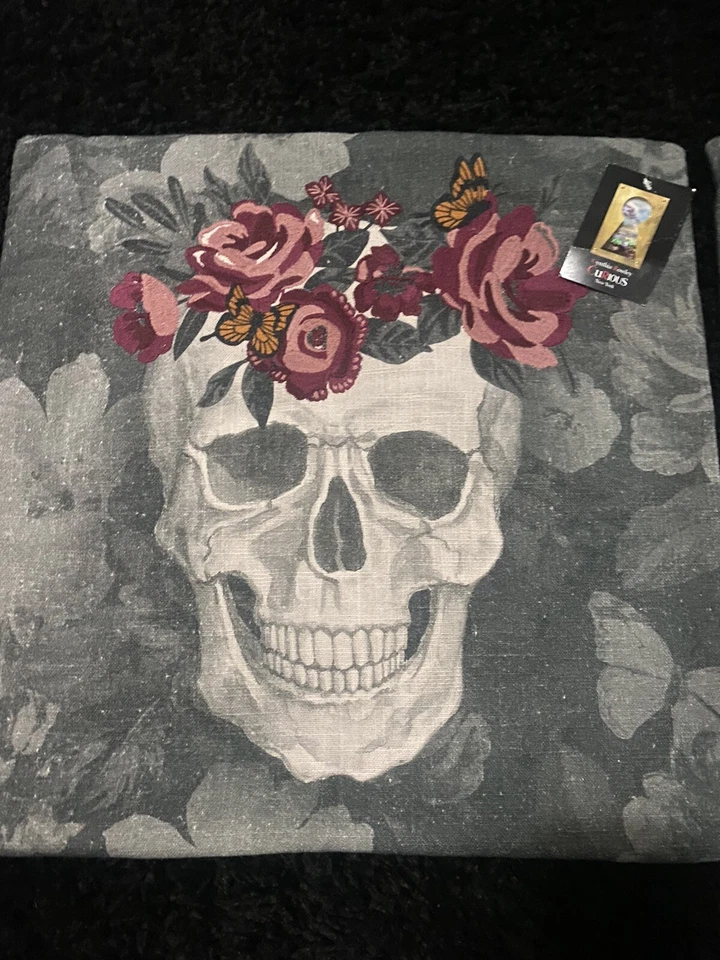 Juego de 2 fundas de almohada Cynthia Rowley Curious Halloween FLORAL/CALAVERA NUEVO ☠️🌺🎃 Foto 4 de 4