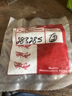2 NOS Grasshopper OEM Compression Springs 283285