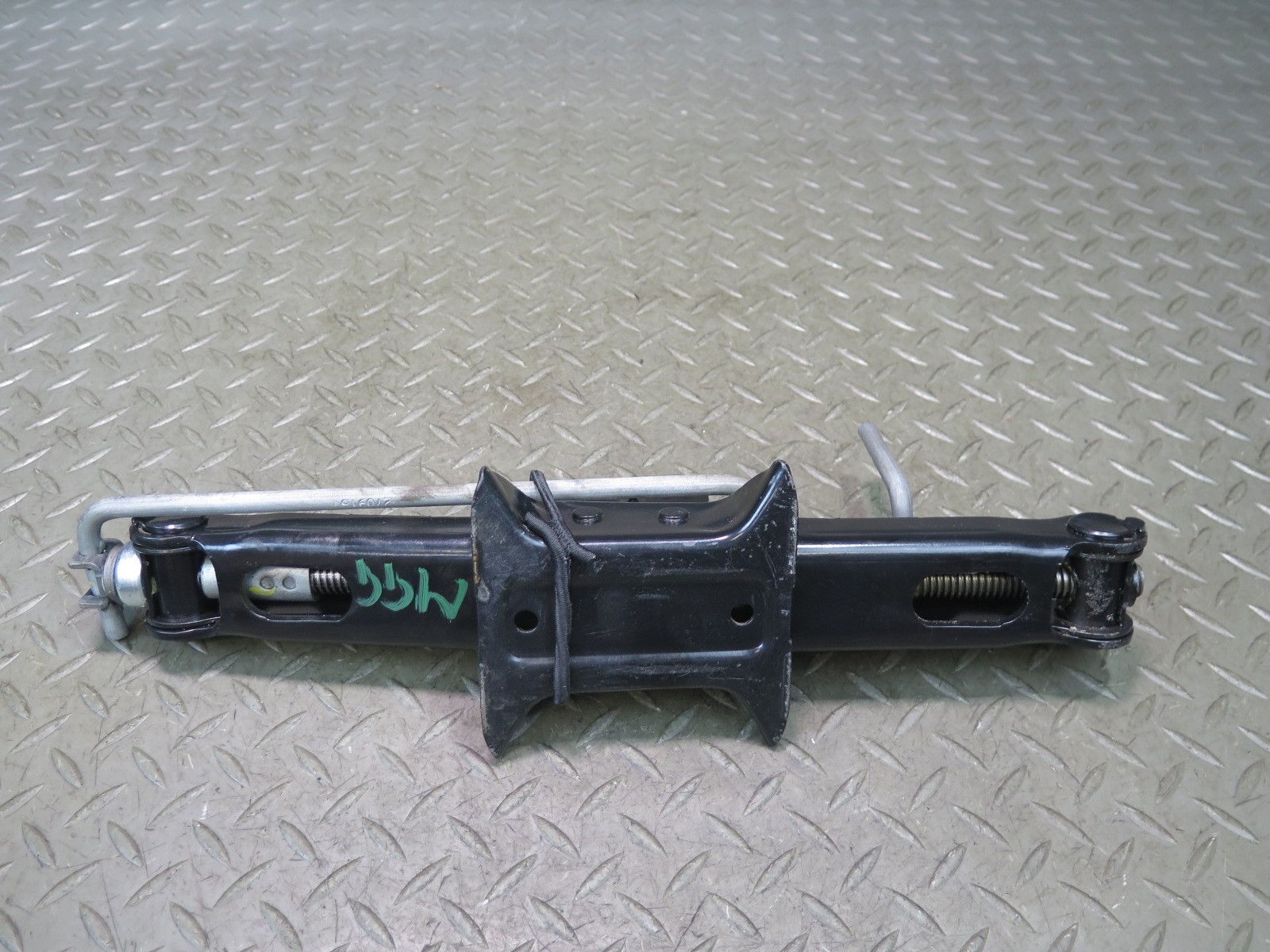 Maserati Ghibli 2014-2020 REAR Spare tire
