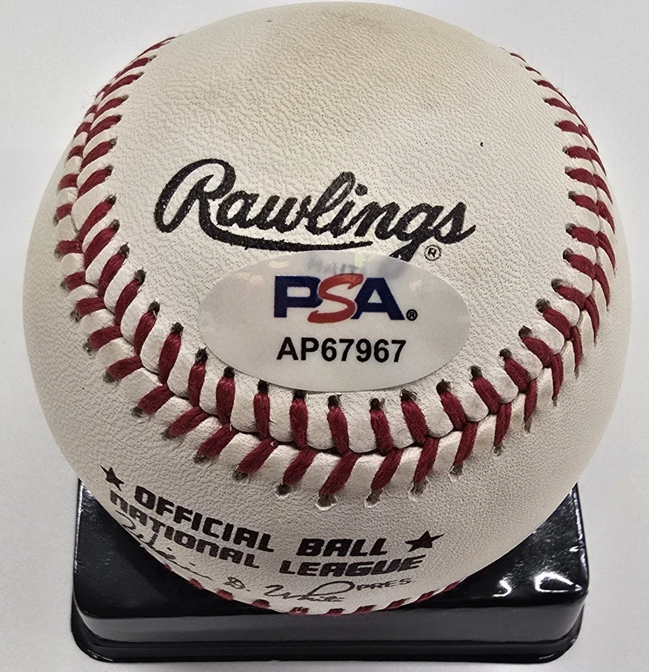 Pee Wee Reese Dodgers Autograph ONL Baseball B PSA DNA (Clean) - Image 3 of 3