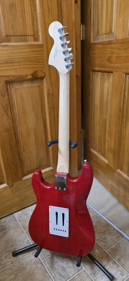 Squier Standard Series Stratocasrer By Fender Rare Cherry Sunburst Finish - Image 4 of 4