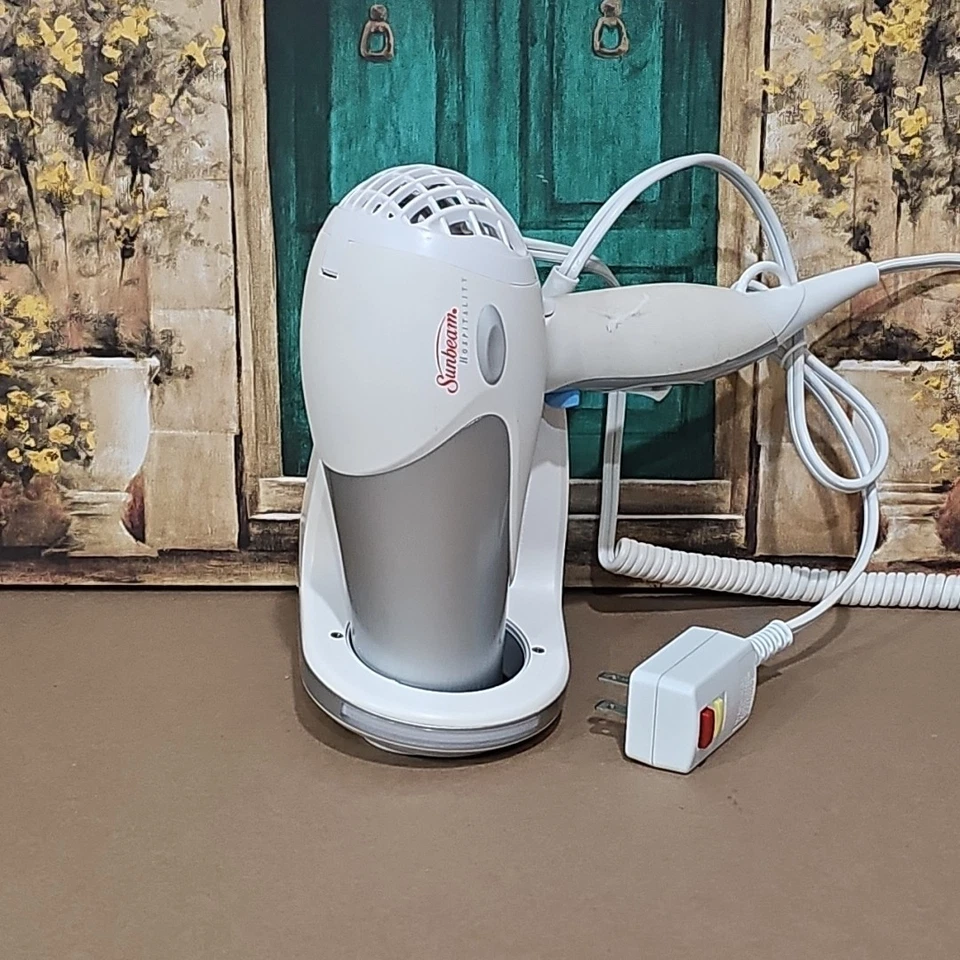 Secador de pelo Sunbeam doble vatio 3 velocidades montaje en pared Foto 4 de 4
