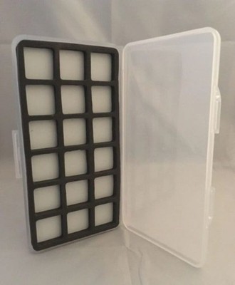 Super Slim Magnetic 18 Compartment Fly Box- Strike Fly Company