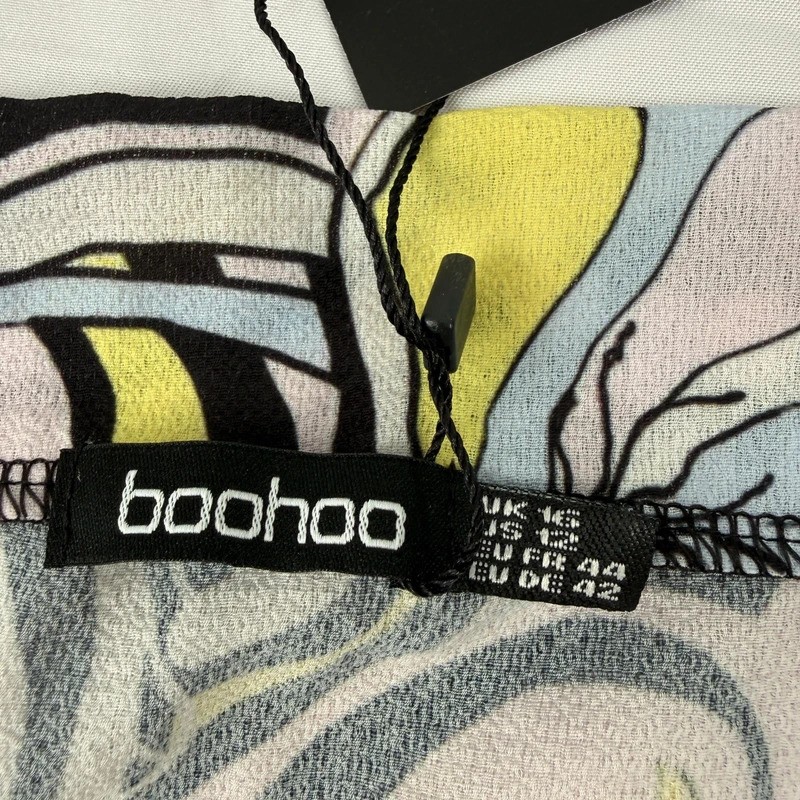Boohoo pastel abstract print mini skirt UK 16 image 4