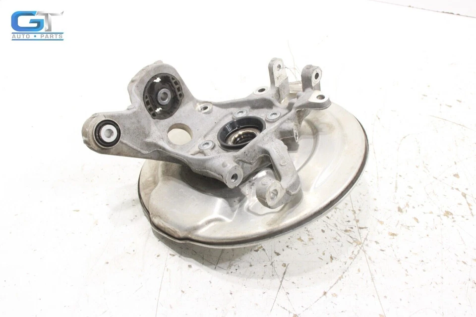 2017 - 2022 VOLVO S90 REAR RIGHT PASSENGER SIDE SPINDLE KNUCKLE HUB OEM - Image 3 of 4