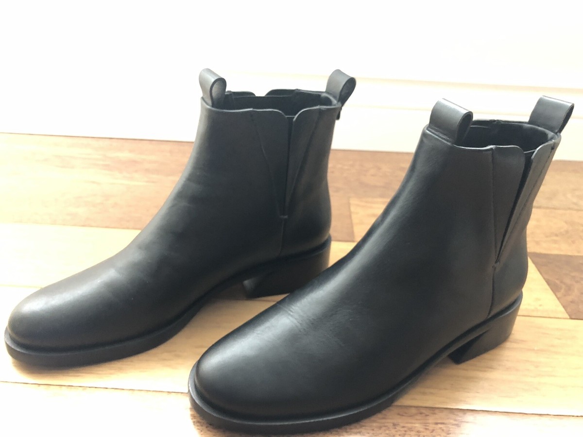 MERCEDES CASTILLO Women s Xandra Chelsea Bootie Leather Boots BLACK Size 6 eBay