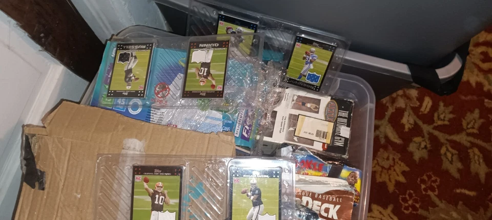 *Estate Sale Of Multiple Lots* $13 A Lot, Baseball, Basketball, Football Cards$$ - Image 2 of 4