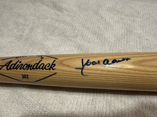 Hank Aaron Autographed Bat In Truly MINT Condition. Don’t Miss This MUST SEE!!!! - Picture 10 of 14