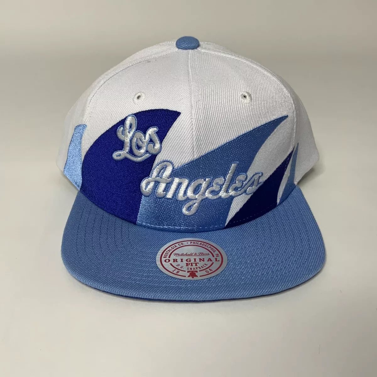 Mitchell & Ness Los Angeles Lakers Snapback Hat for Men - White
