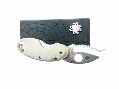 Spyderco Cricket C29S Titanium Handle w/Box, VG-10 Steel Blade