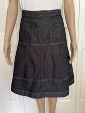 W by Worth 4 Dark Wash Blue Denim Stretch Seams Big Back Zipper Full Skirt