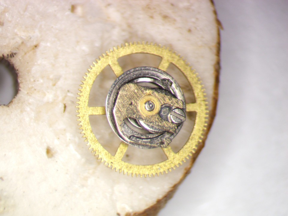 Roue Chronographe Centrale Seiko 888610 - Pour Seiko 6139A - Neuve Sans étiquette - NOS