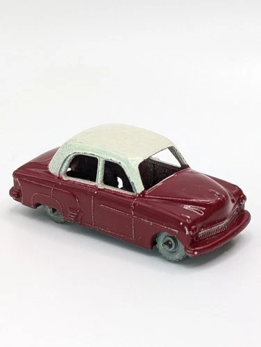 MATCHBOX LESNEY Moko 22a 1956 Vauxhall E Series Cresta  Maroon and white toy car