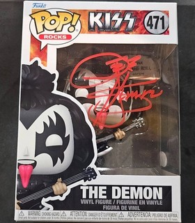 GENE SIMMONS KISS HAND SIGNED FUNKO POP JSA COA #471 MINT