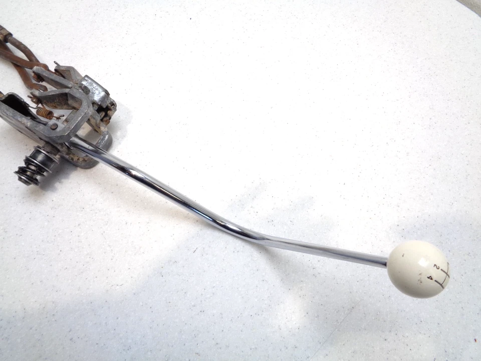 Chevrolet Impala Bel Air Biscayne 1961 1962 1963 1964 palanca de cambios de 4 velocidades con varillas GM Foto 4 de 4