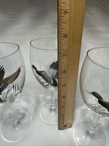 Set of 4 "David Maass" Mallard Duck Waterfowl Wine Glasses Duck Hunter Wildlife - Picture 5 of 7