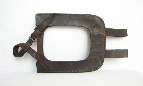 ORIGINAL GERMAN WW1 SHOVEL CARRIER RARE!!!