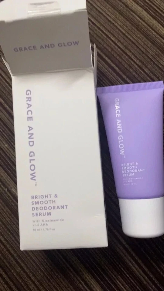 Suero desodorante suave Grace and Glow enrollable para aclarar la piel de las axilas 50 ml Foto 3 de 4